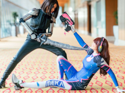 Qui de Aelita ou de DVA remportera ce duel de cosplay ?  - Photo by muhammad faiz zulkeflee