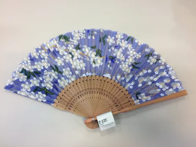 Eventail mauve sakura