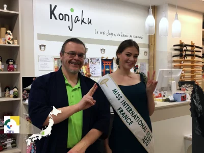 Une miss France chez Konjaku