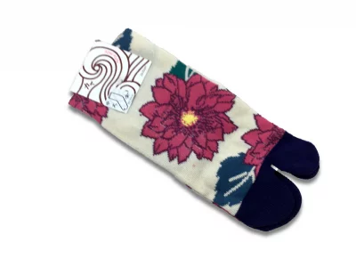 Chaussettes tabi fleurs roses fond beige 23-25cm