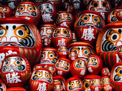 Daruma : découverte et signification du symbole japonais de la persévérance