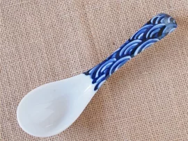 Cuillère à ramen nami en porcelaine