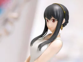 Figurine Spy x Family - Yor Forger tenue de soirée
