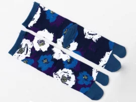 Chaussettes tabi Fleurs blanches & bleues sur fond bleu 23-25cm