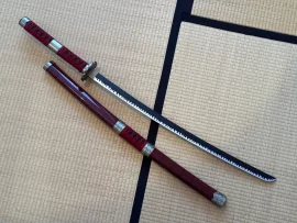 Katana One-Piece - Zoro "Sandai Kitetsu" rouge