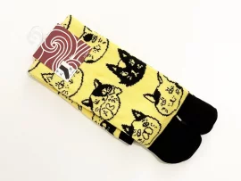 Chaussettes tabi têtes de chat sur fond jaune 25-28cm